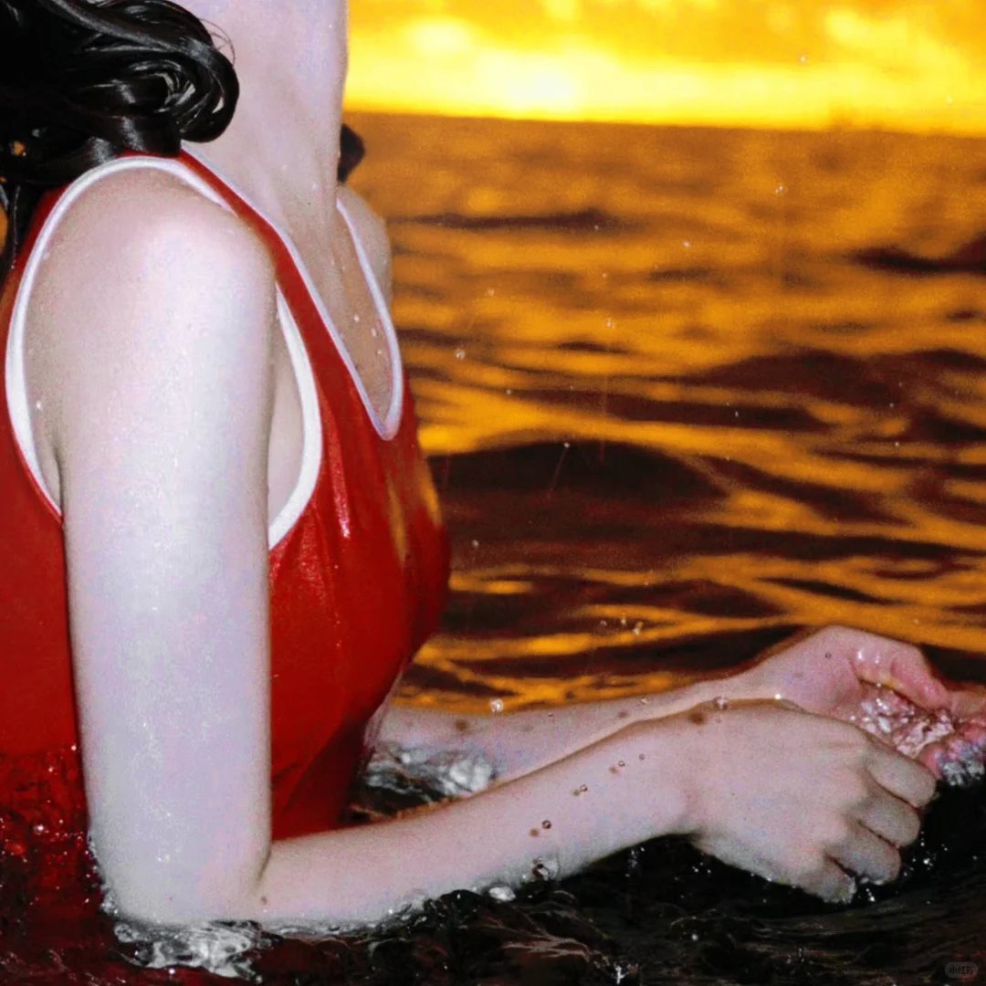 李兰迪泳装0李兰迪║满屏的生命力无处安放！ 