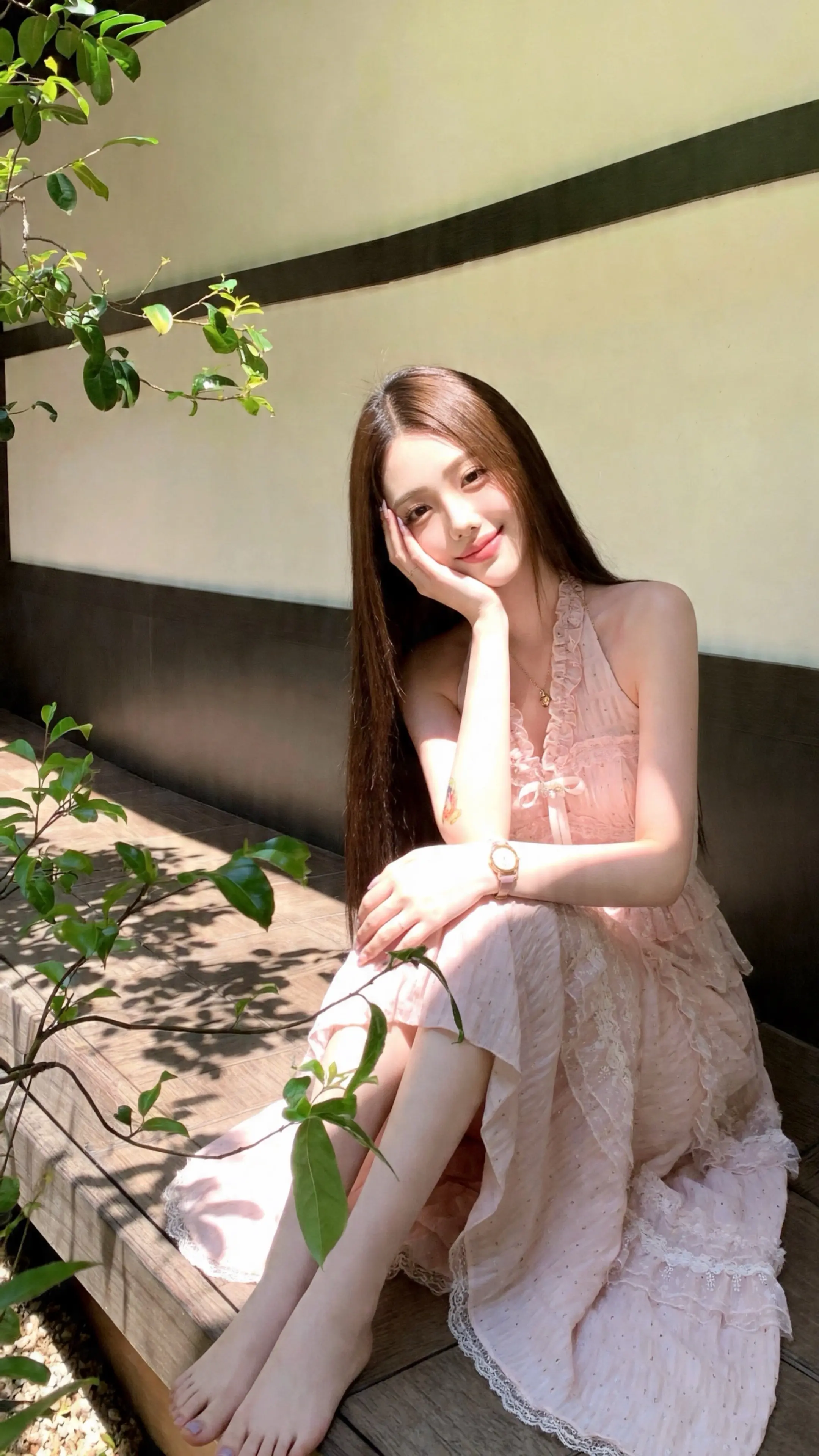 一颦一笑万种的风情～