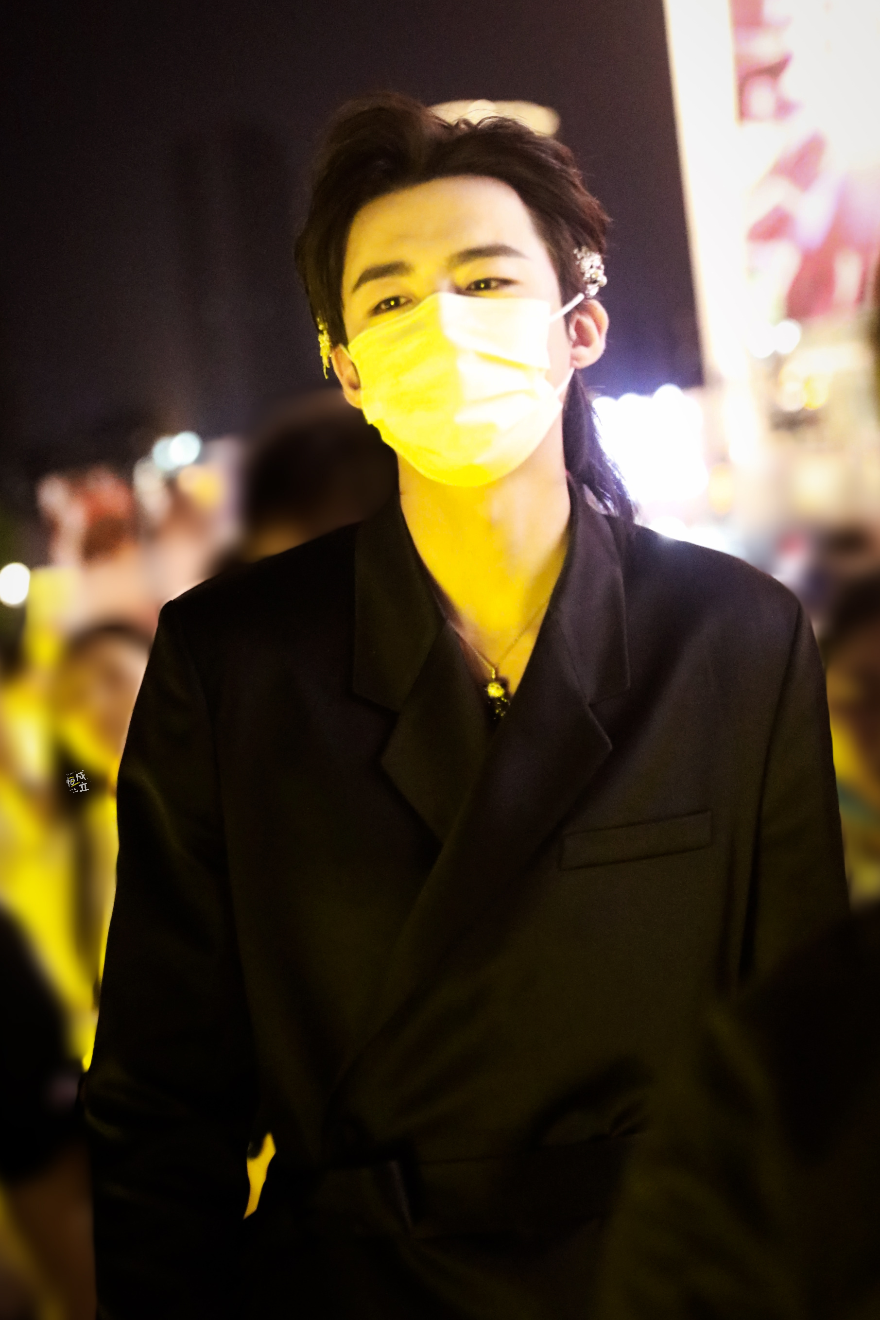 好好生活，温柔与好运终将向你奔赴。早安🧡 