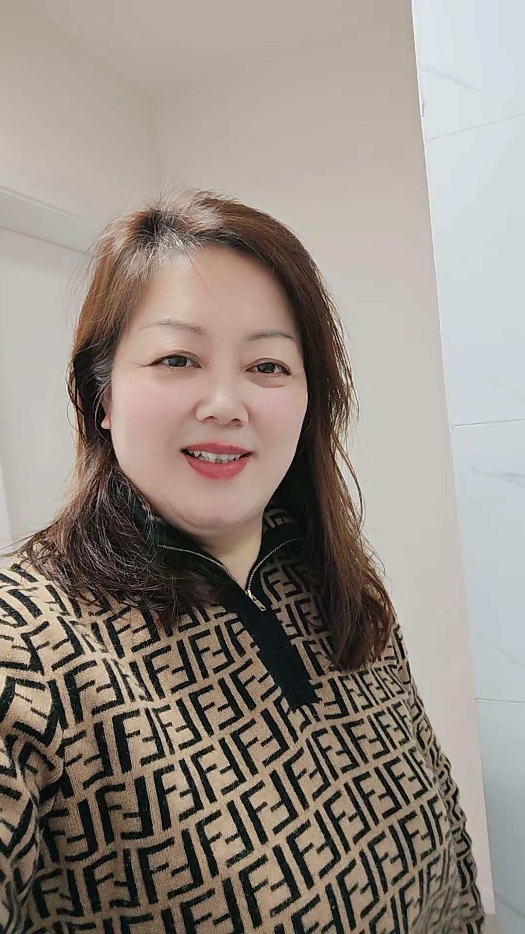 ！微笑是最美的语言 ！