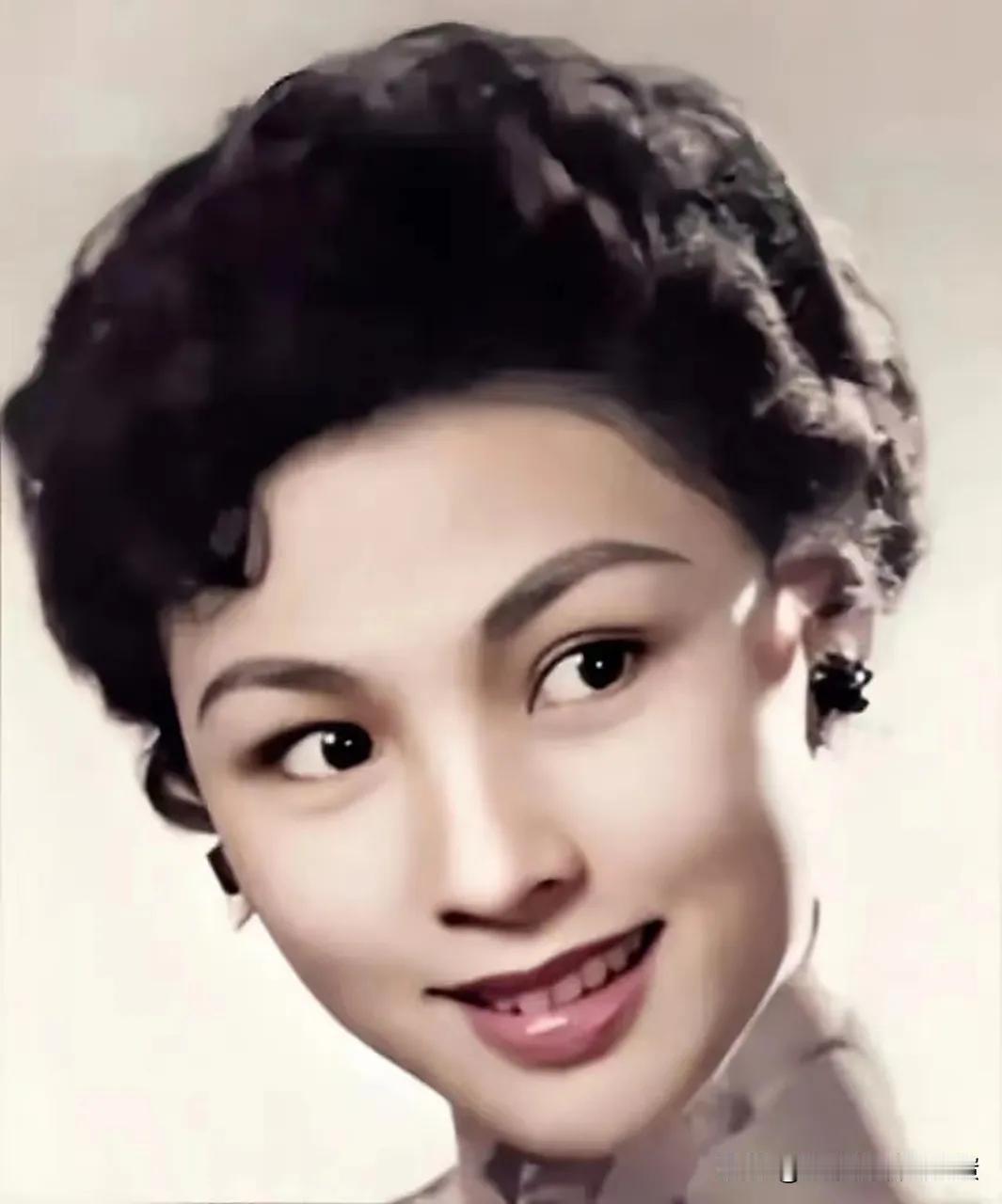 公元1917年冬，湖南军阀王德庆病逝

王德庆躺在雕花大床上，脸色蜡黄，说话都费