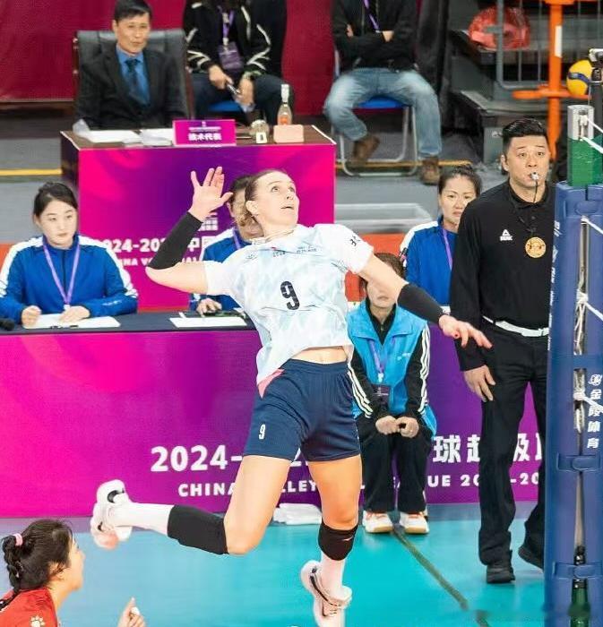 🏐 北京汽车女排队的波黑国手埃迪纳.贝吉奇，将在本赛季排超联赛结束后加盟土耳其