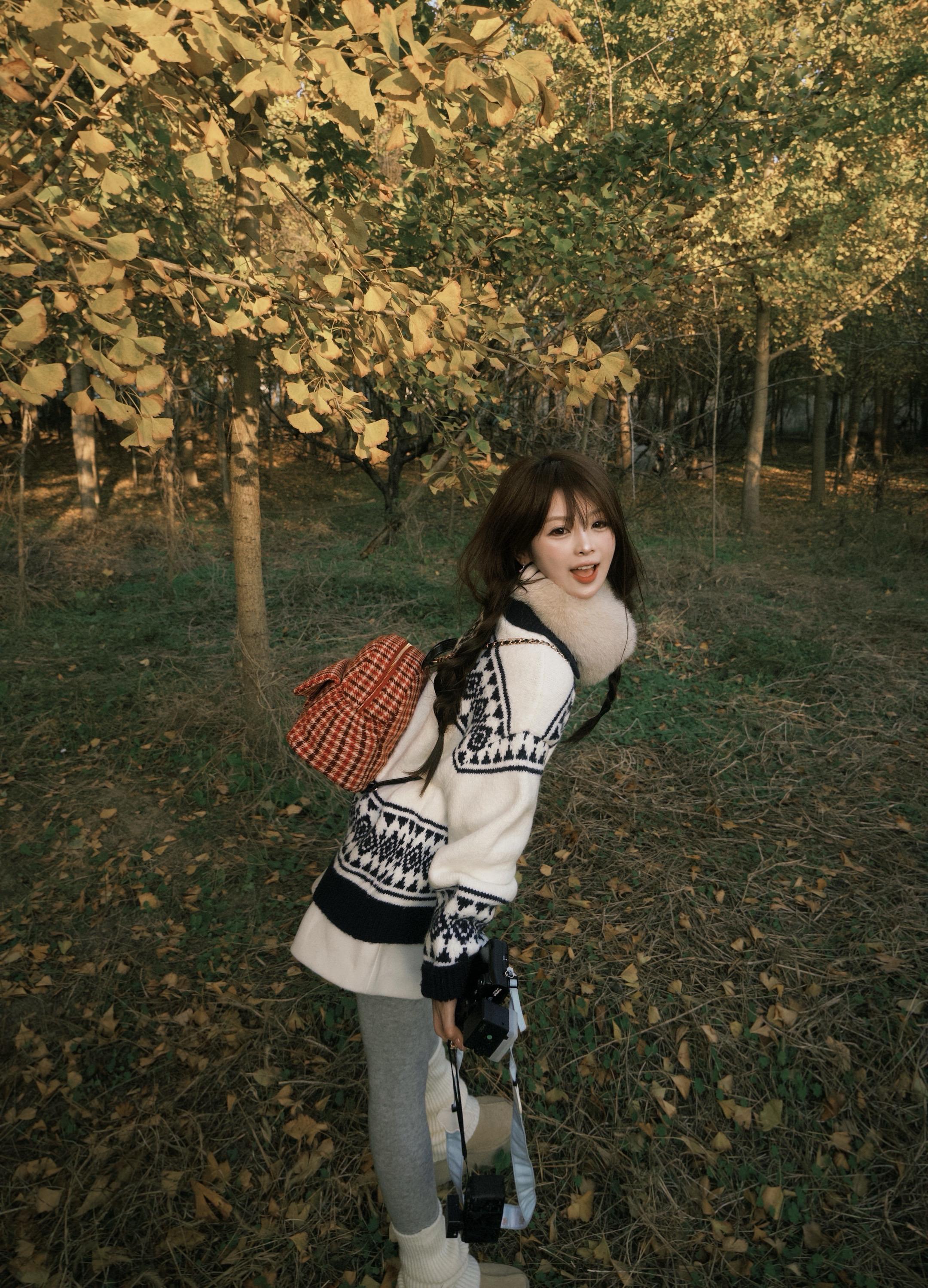 我在等一个和我一起喝热可可的人。 🍂