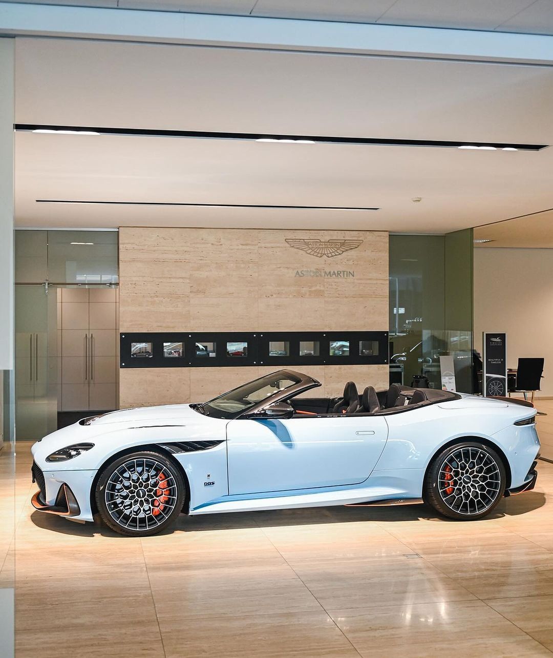 阿斯顿·马丁 DBS 770 Ultimate Volante ​​​