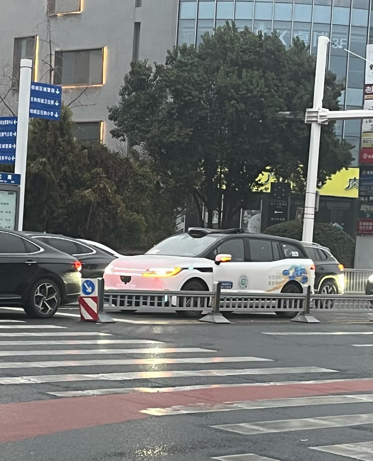 相城 滴滴司机又失业一大片吧！！！
相城萝卜快跑｜无人驾驶取代滴滴司机
相城随处