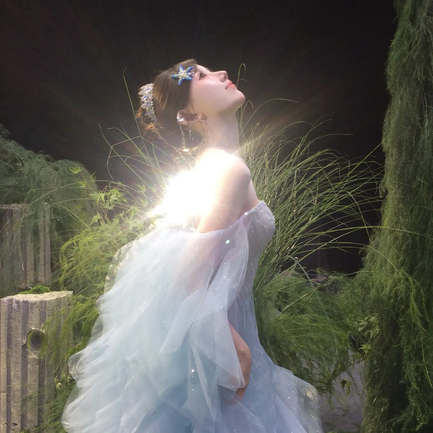 通往自由的路上谢谢你们一直都在🩵✨。整整一天的比赛，深夜了你们都还在...