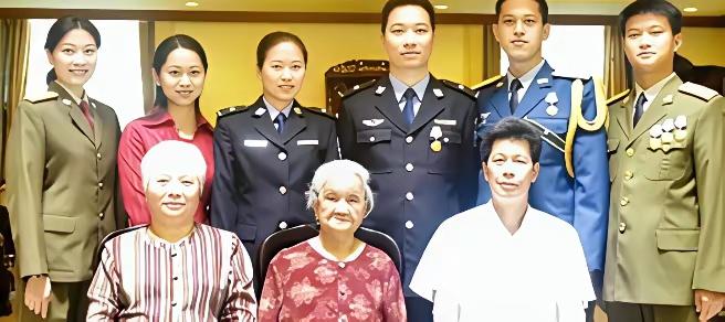 16岁流浪女孩做保姆，深得雇主一家喜爱，两年后，雇主对她说:“从明天开始你不用照