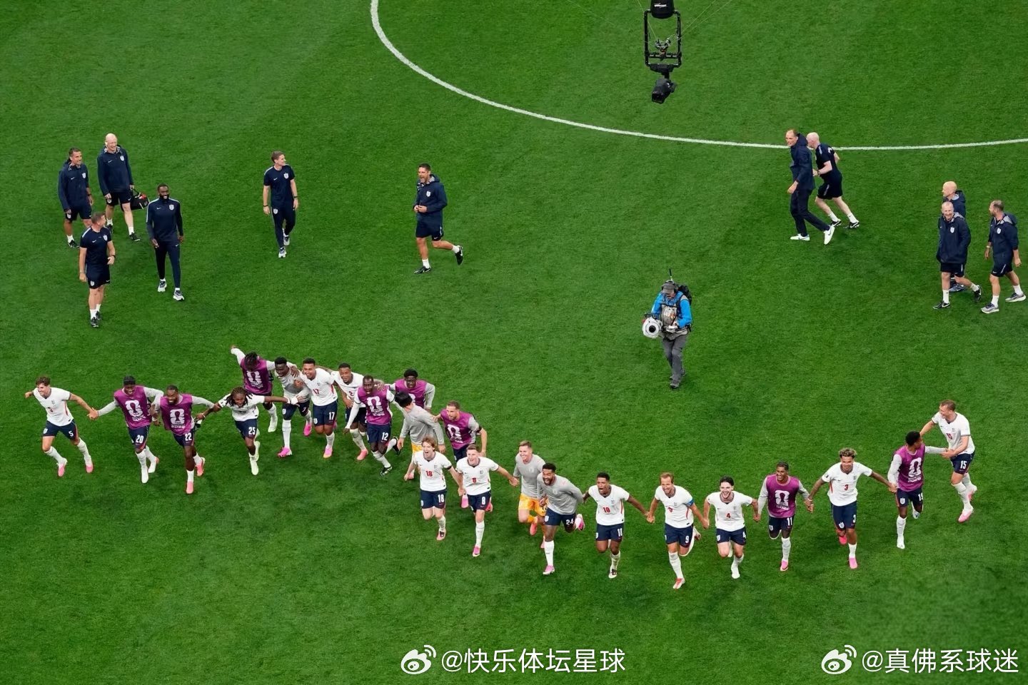 世界杯  cr：真佛系球迷 