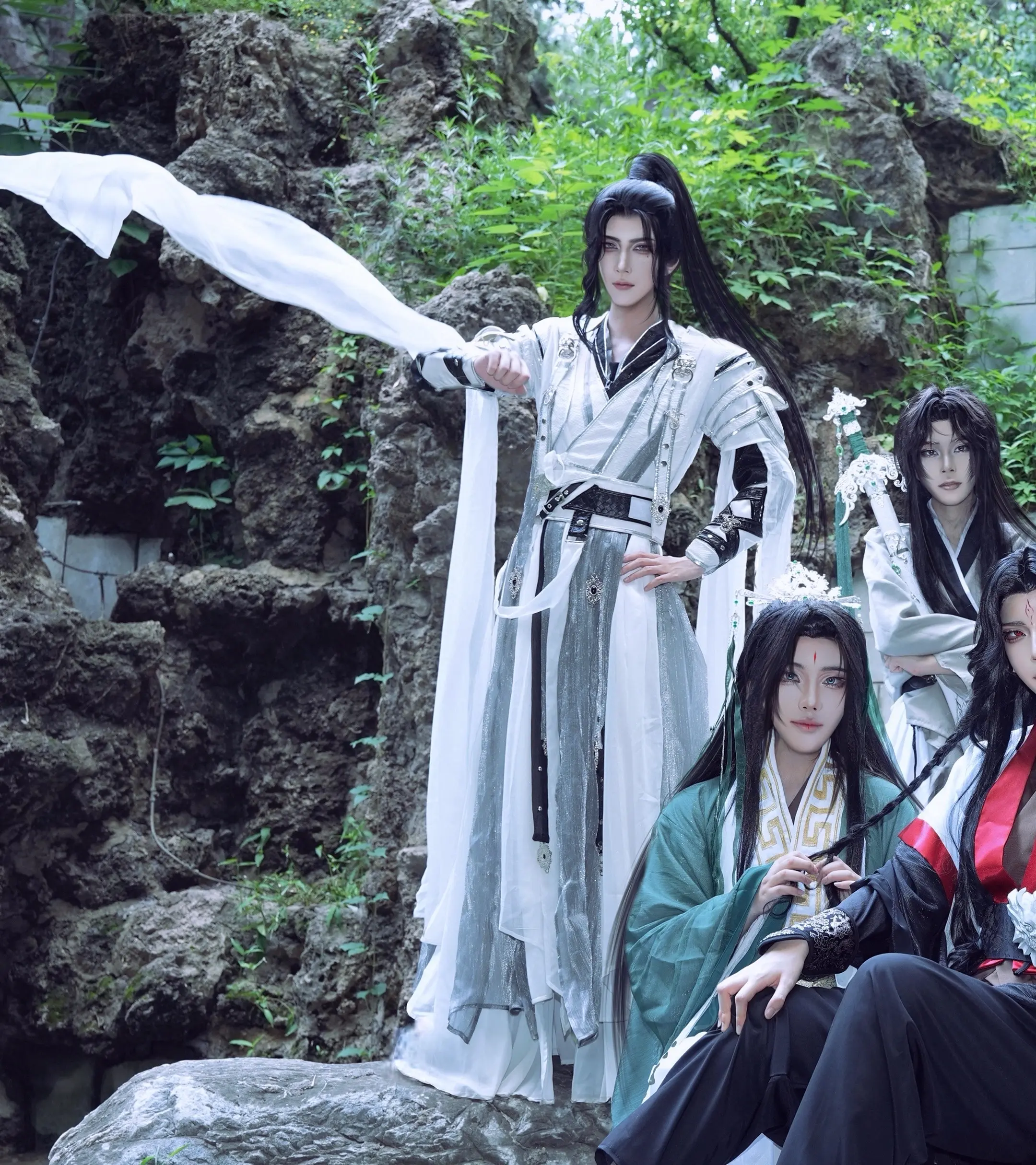 世人说什么正邪两派。洛冰河：PARAdise 沈清秋：祁洛 柳清歌：涅...