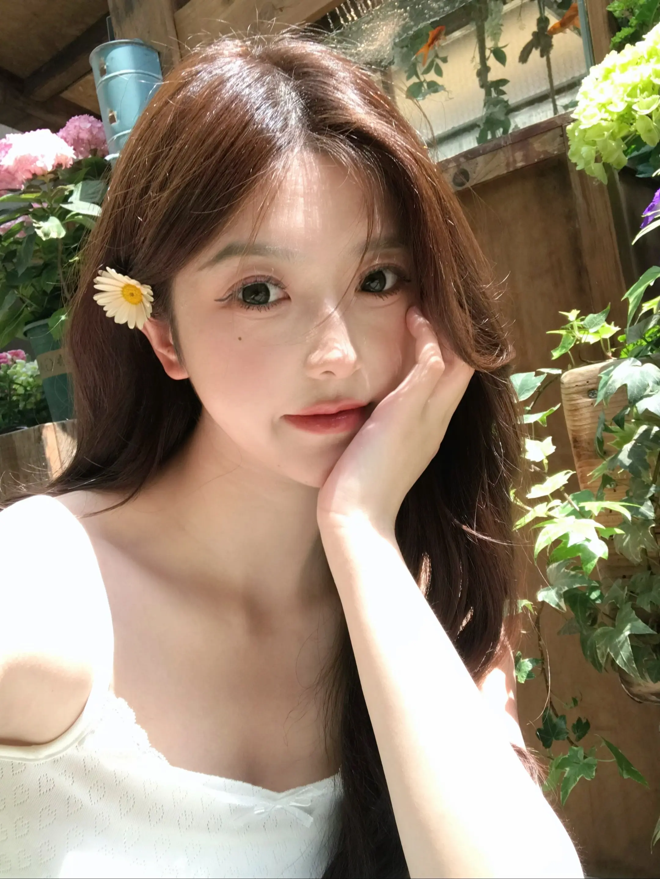 人随春好。