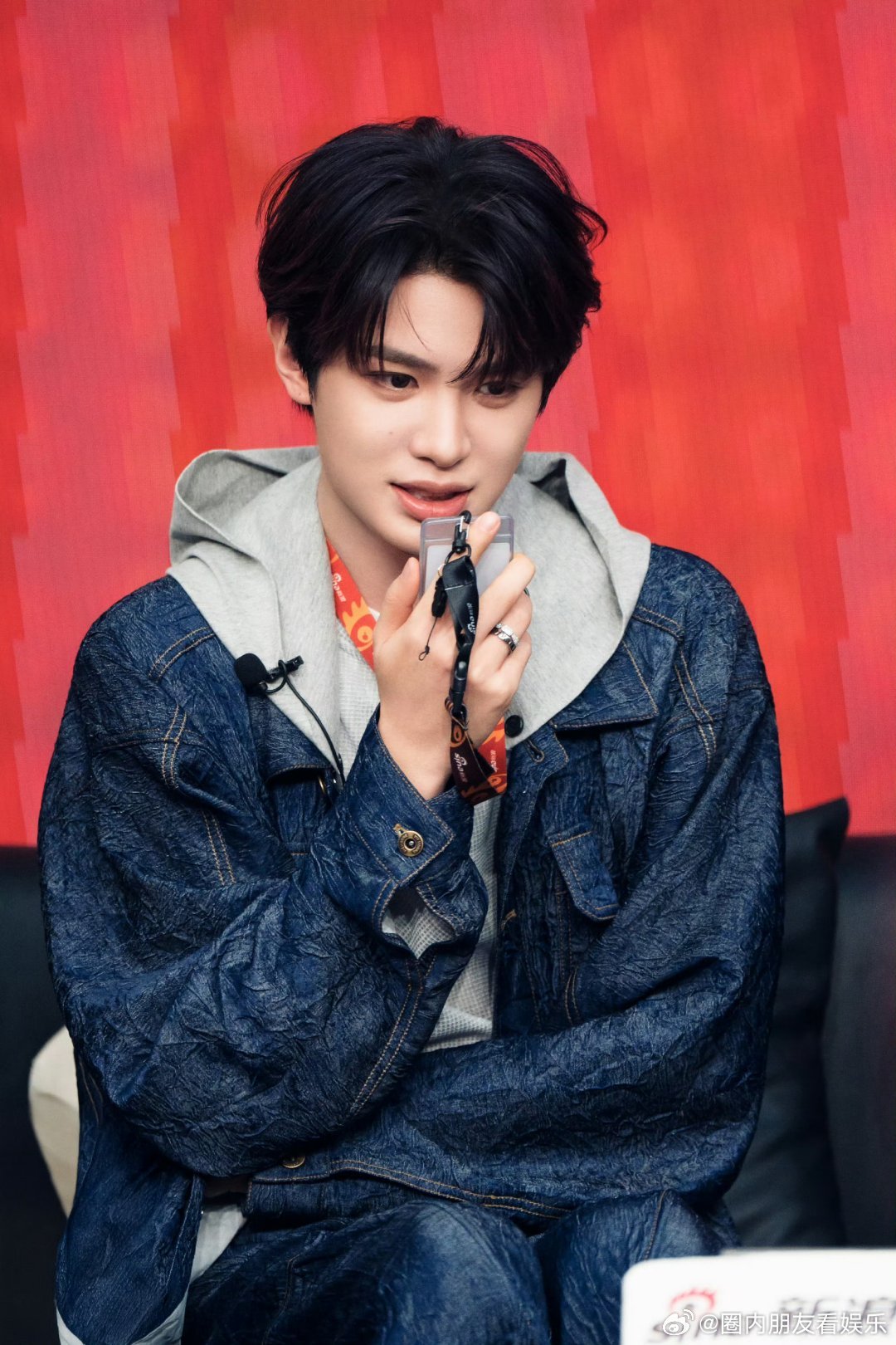 黄明昊被辣到了我被黄明昊辣到了 谁懂啊！黄明昊无实物表演被辣到也太有感染力了，表