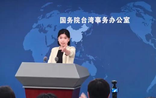 赖清德曾认为：中华人民共和国从1949年10月1日起，没有对台湾行使有效管治权，
