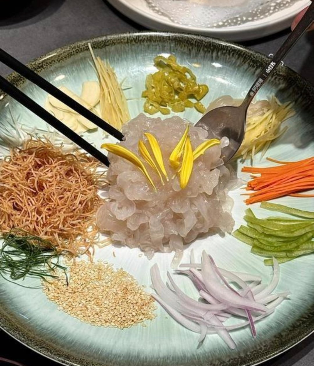 顺德文旅给8天吃胖8斤女子道歉上次去顺德，感觉还好呀比西安、山西和东北的“碳水炸