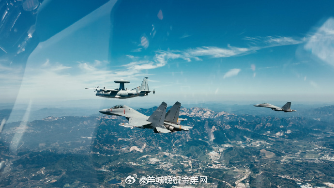 #九三阅兵后劲也太太太太大了#【这个视角绝了！#九三阅兵大大大大大片#】#战机纯
