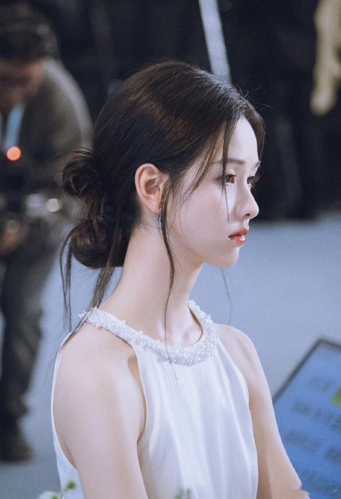 网友问陈都灵这么无趣是怎么吸粉的？