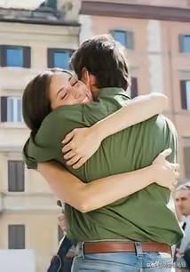 1984年的秋天，部队临时派我护送战友回老家东北。从江南出发时还穿着单衣，坐了两