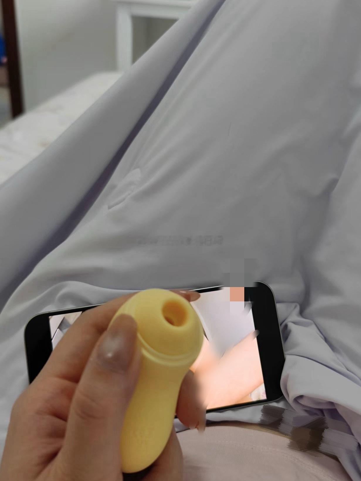 不……我真的要笑死了哈哈哈哈哈哈哈哈兴致勃勃的准备来一下找了一个配菜，看起来画面
