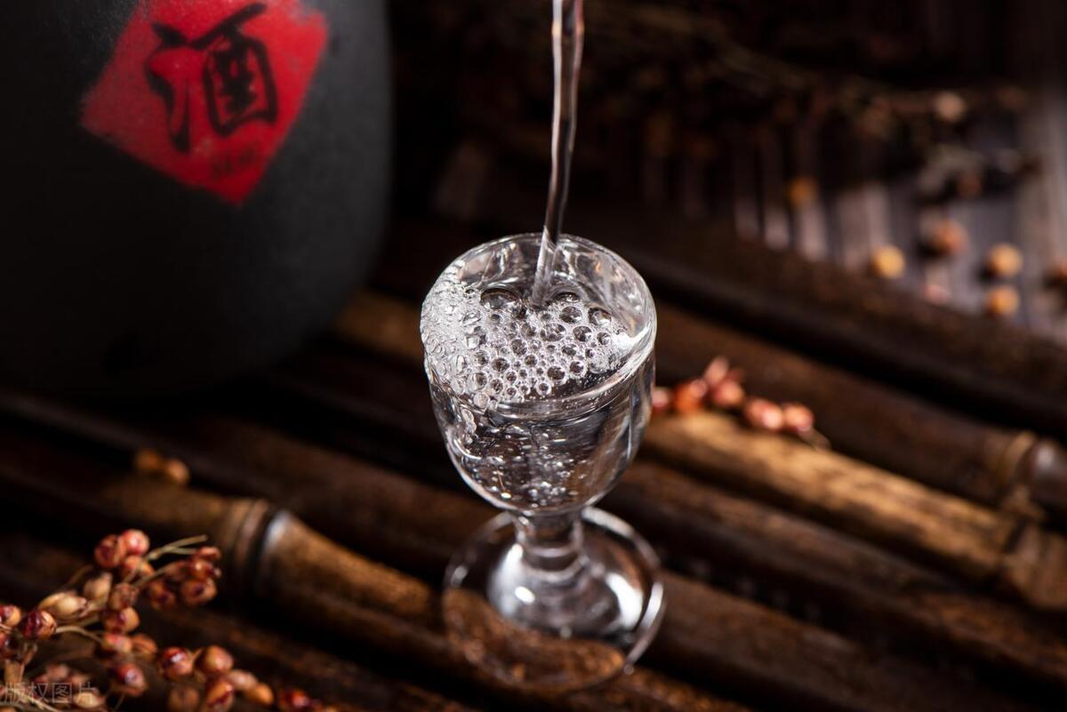 男性长期“不喝酒”，会有哪些变化？别不信，5个现象很明显

1、肠胃功能变好

