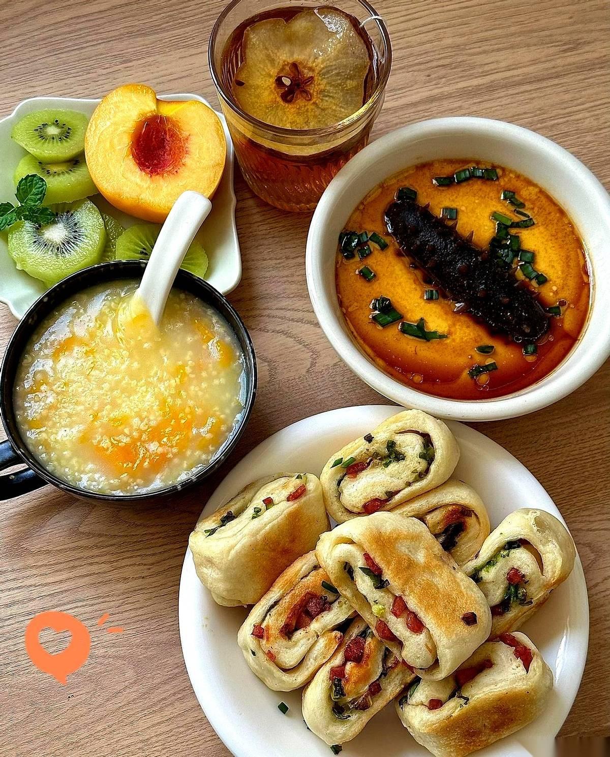 我真想扇自己一巴掌。
就因为每天早上俩水煮蛋，我才发现，过去几十年在早饭上犯的蠢