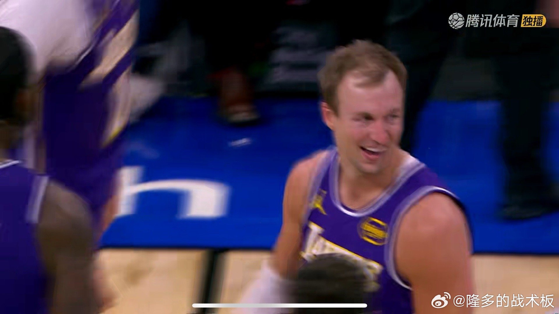 九连胜！！！！肯纳德三分绝杀魔术如何评价这场比赛湖人vs魔术