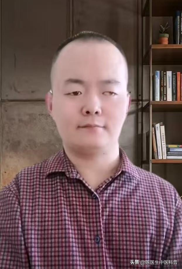 中医治痰最短3条路，3个经方，直接刨根！
 
痰不在“咳”，而在生痰的根——脾、