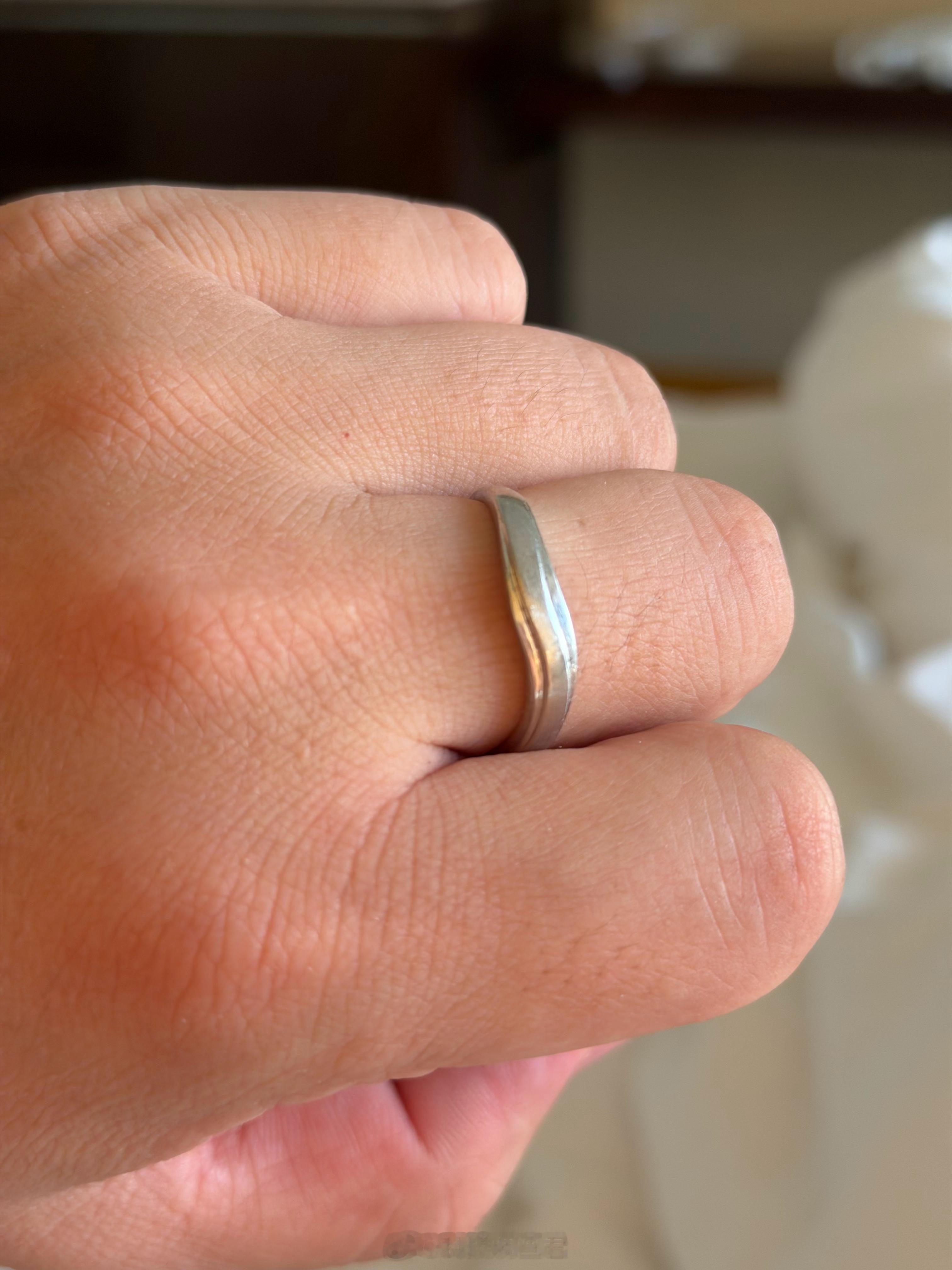 白银为啥涨这么猛我手上的是不是又涨了？ 