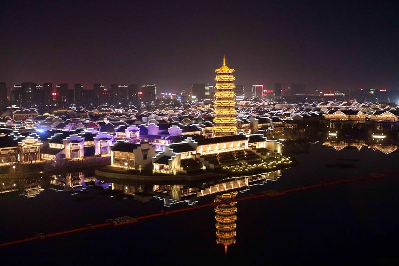 安徽人登上春晚，那绝对是无上的骄傲！就拿今年来说，安徽卫视春晚以“龙腾盛世·徽美