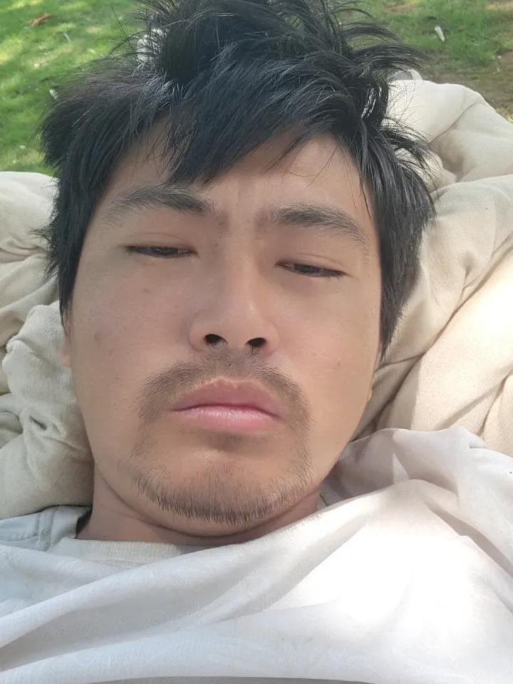 现在看来，荔枝是我唯一没有收错的徒弟。在我最无助最难的时候，选择出钱给我看病。但