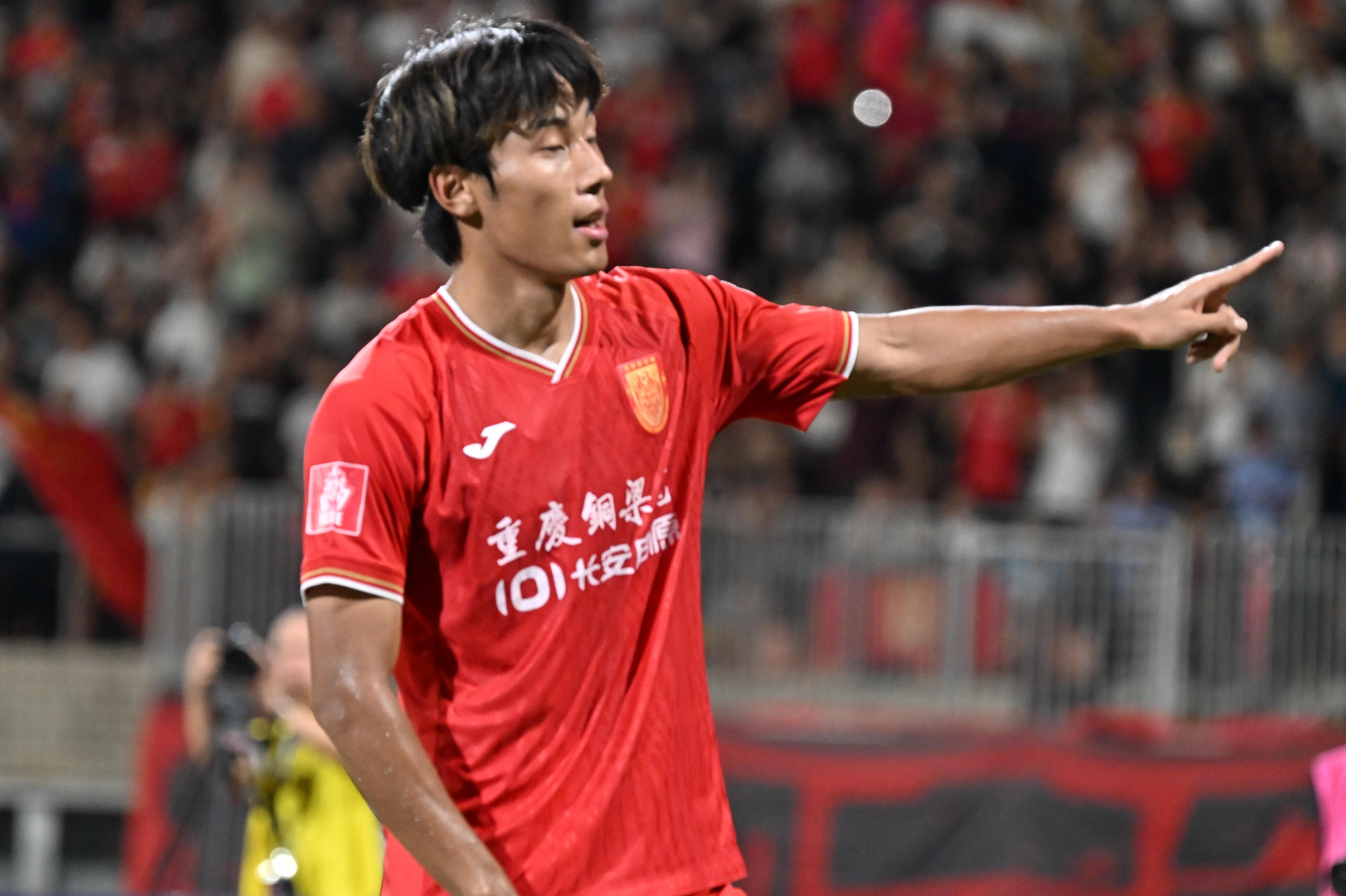 冲超吉祥物！铜梁龙球员和晓强三年随三支球队完成冲超