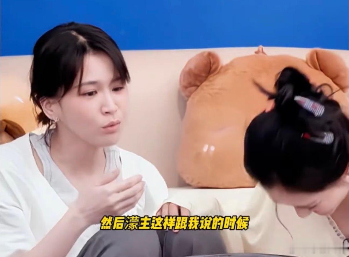 唐艺昕李小冉王濛同时用洗手间 惊到失语！唐艺昕在《乘风2026》聊和李小冉、王濛