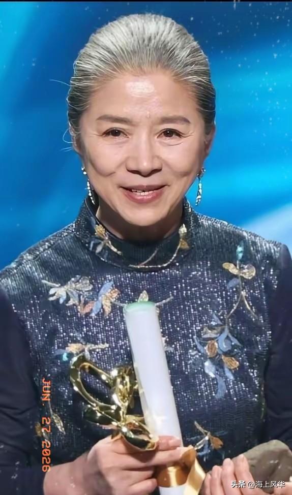 2026年6月26日第31届上海电视节白玉兰奖，66岁的迟蓬凭借电视剧《生万物》