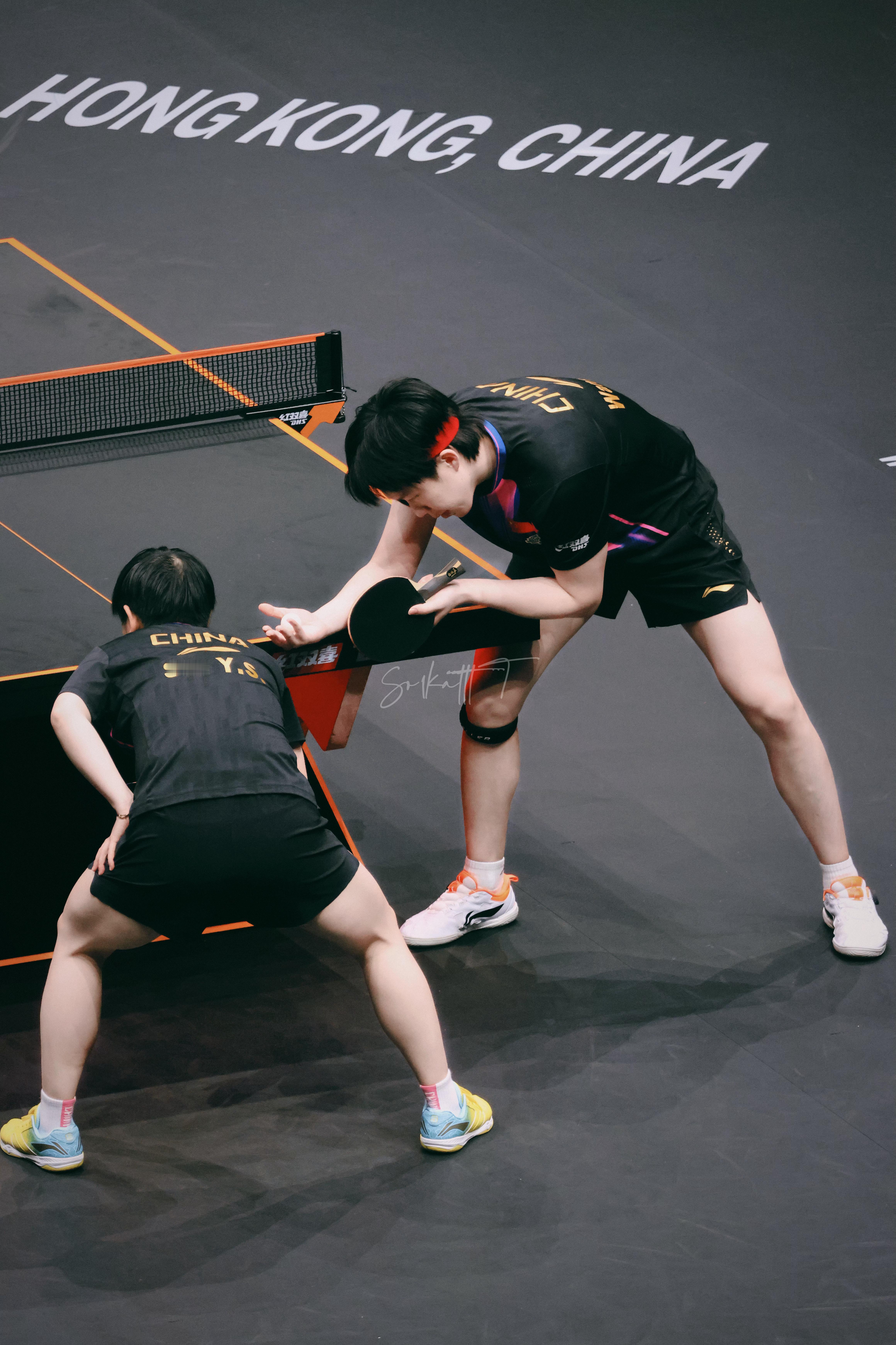 人生没有极致的黑与白，那就在灰色地带，开出梦里的花。 