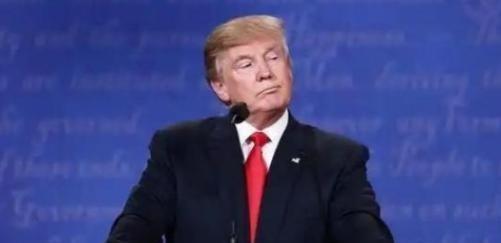 万万没想到，等来的不是高市的道歉，而是特朗普站在全世界面前，一字一句地宣布：“永