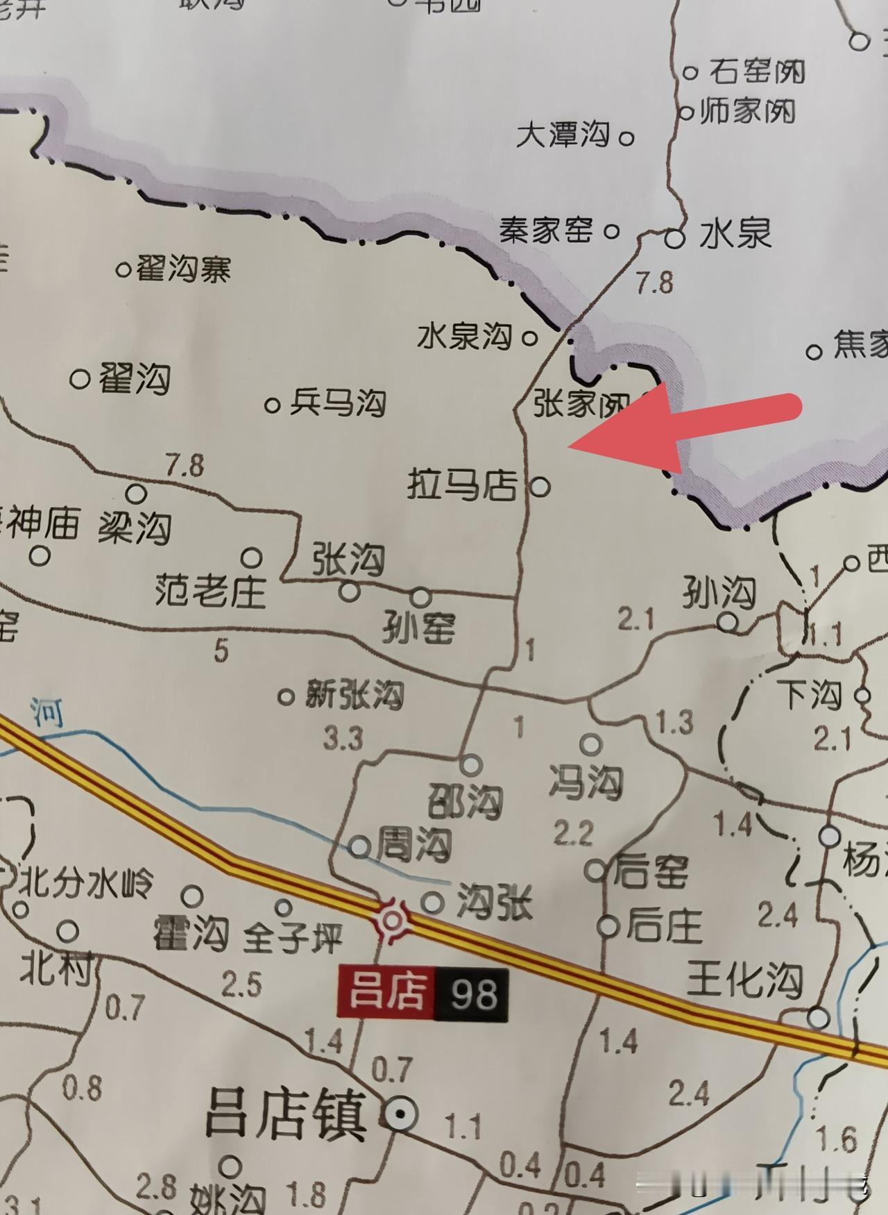 洛阳伊川县的吕店镇，有个“拉马店”村，北去5公里就是著名的“大谷关”遗址。这个村