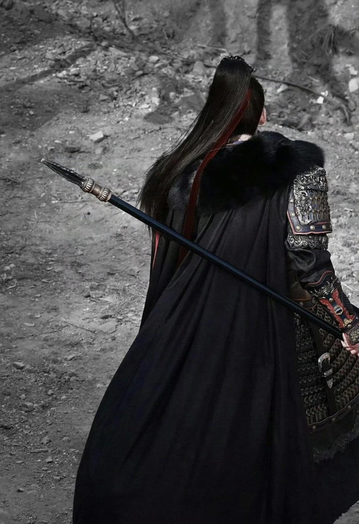 林俊杰一开嗓男女主宿命味来了 不得不说，林俊杰太会唱了！一开嗓就把男女主宿命般的