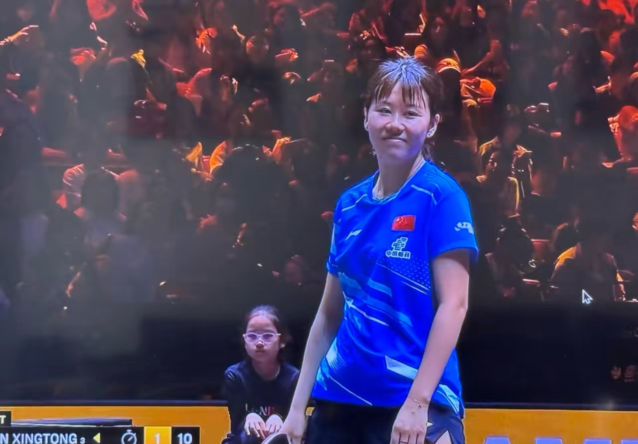 这是陈幸同最美的动作！非常可爱淑女这是陈幸同最美的表情！非常温柔漂亮 