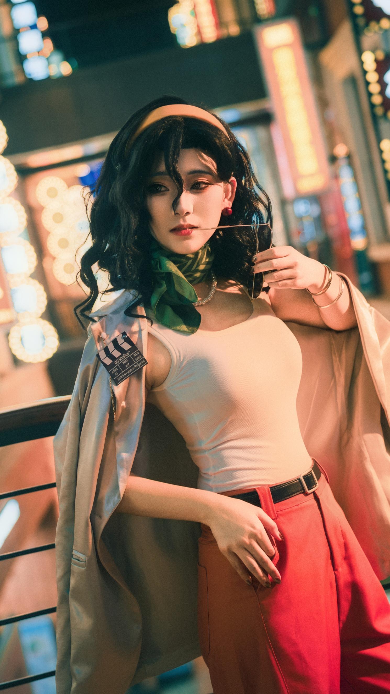 晚风穿巷，竟带着熟悉的温度