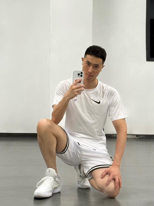 好久不见，兄弟们，来运动！🏀