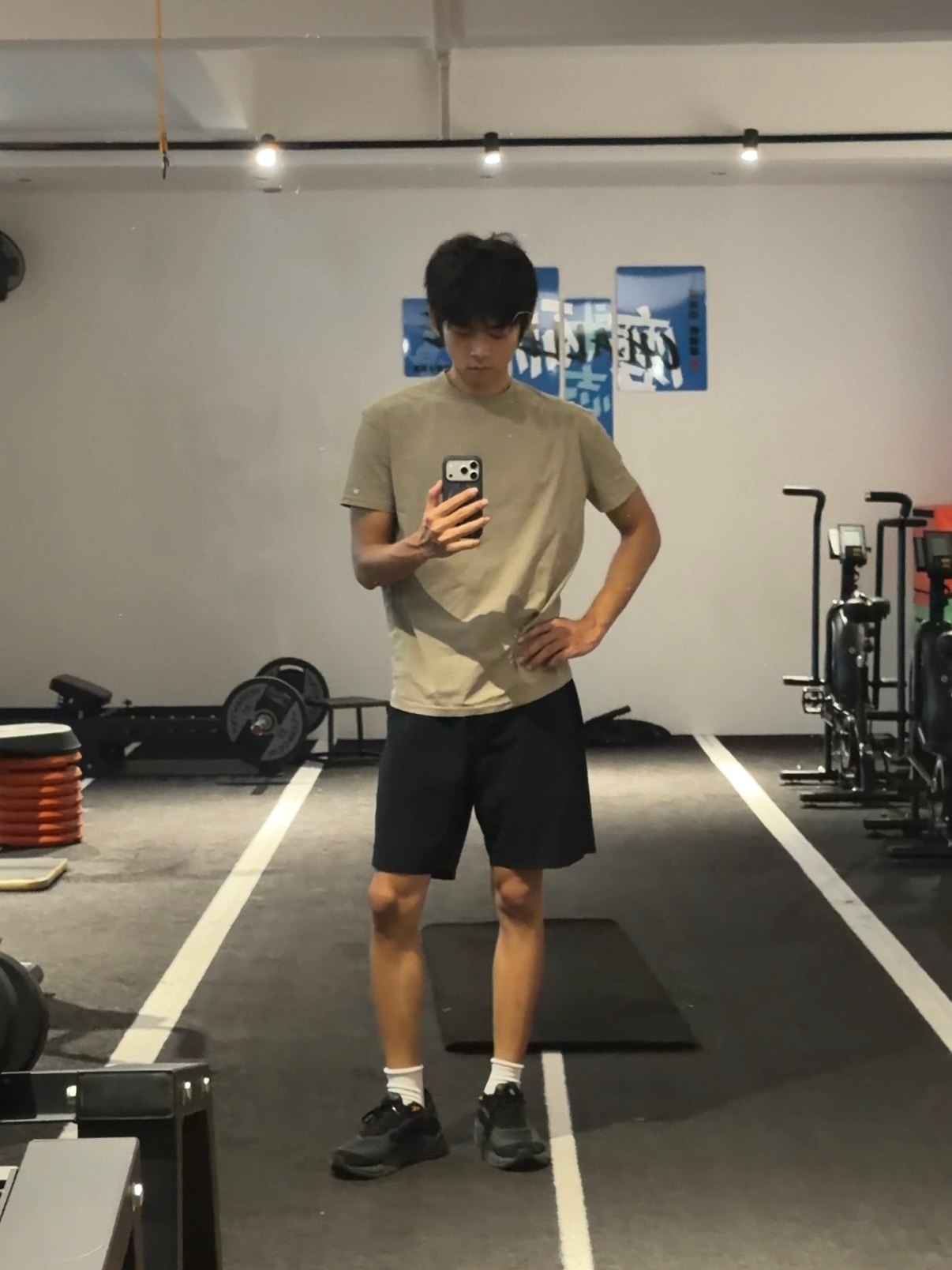 不要再说看起来只有170了好吗我为一米八正名！ 