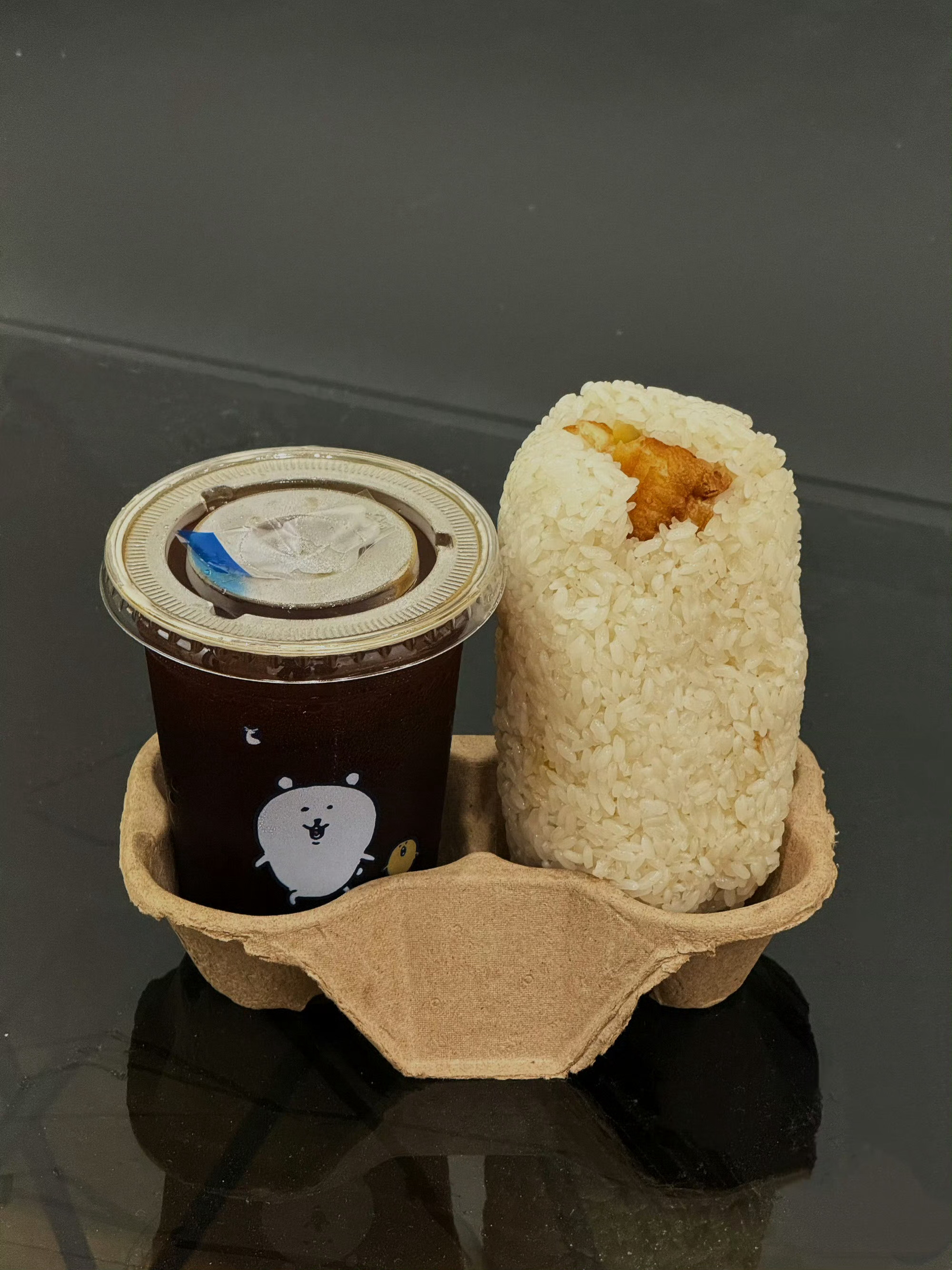 浙江打工人有自己的早餐标配 咖啡配粢饭油条🤣浙江牛马早餐标配‼️夯爆了左手冰美