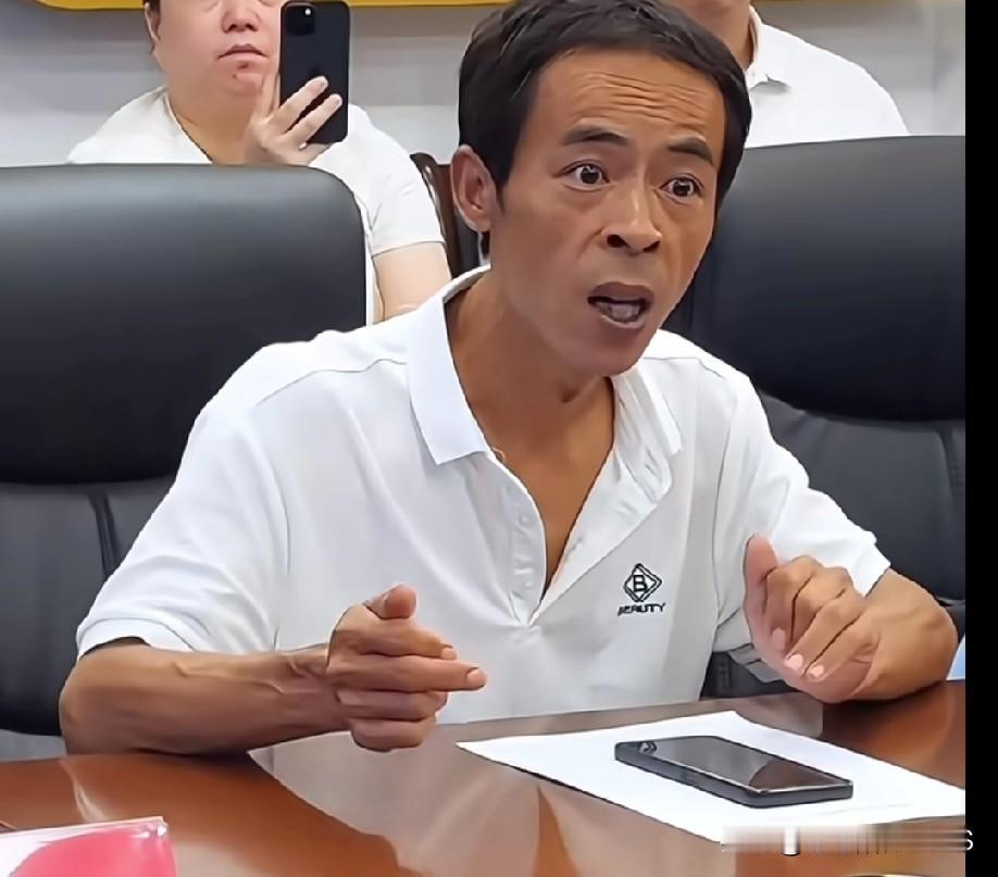 哈哈鸡排哥这三点哲学我悟了！从了解鸡层到落实到胃，一看就是老江湖。为了景德镇那口