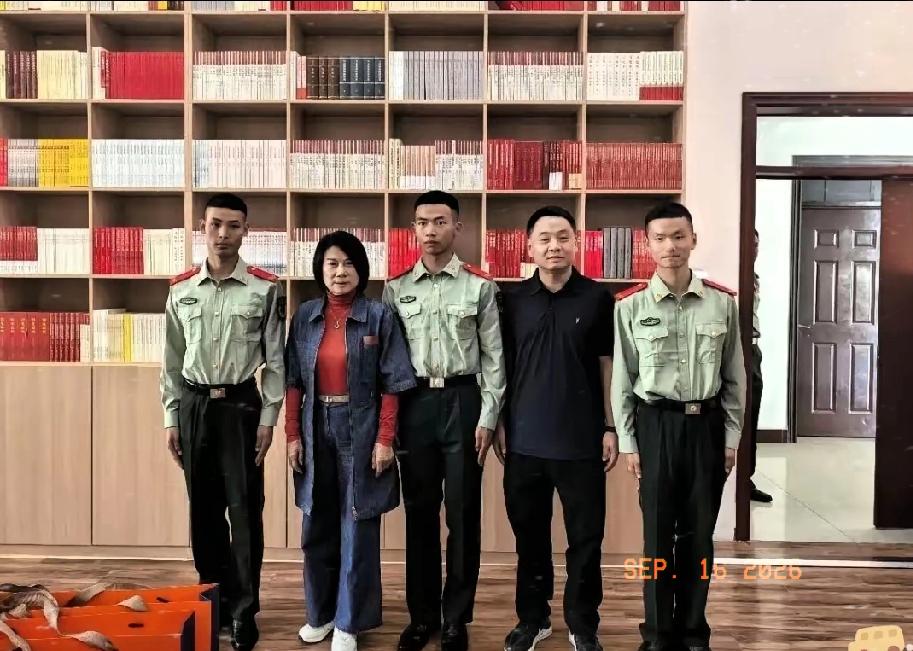 董明珠又干了一件大事！70岁高龄奔赴新疆边防，只为看望3个“特殊员工”！

别人