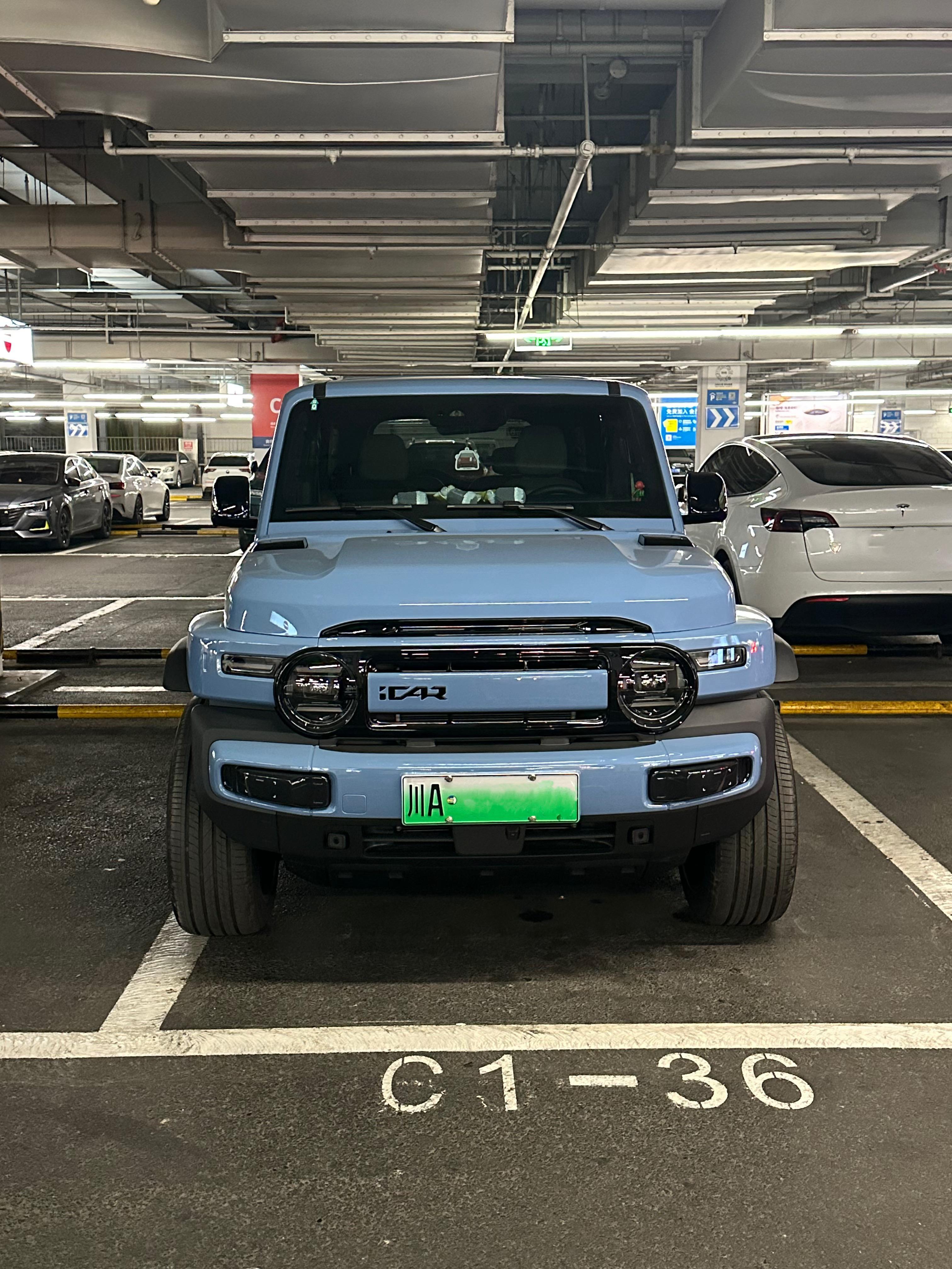 第一次见iCAR V23的实车，挺个性的，整一台放在古德伍德应该蛮吸睛  