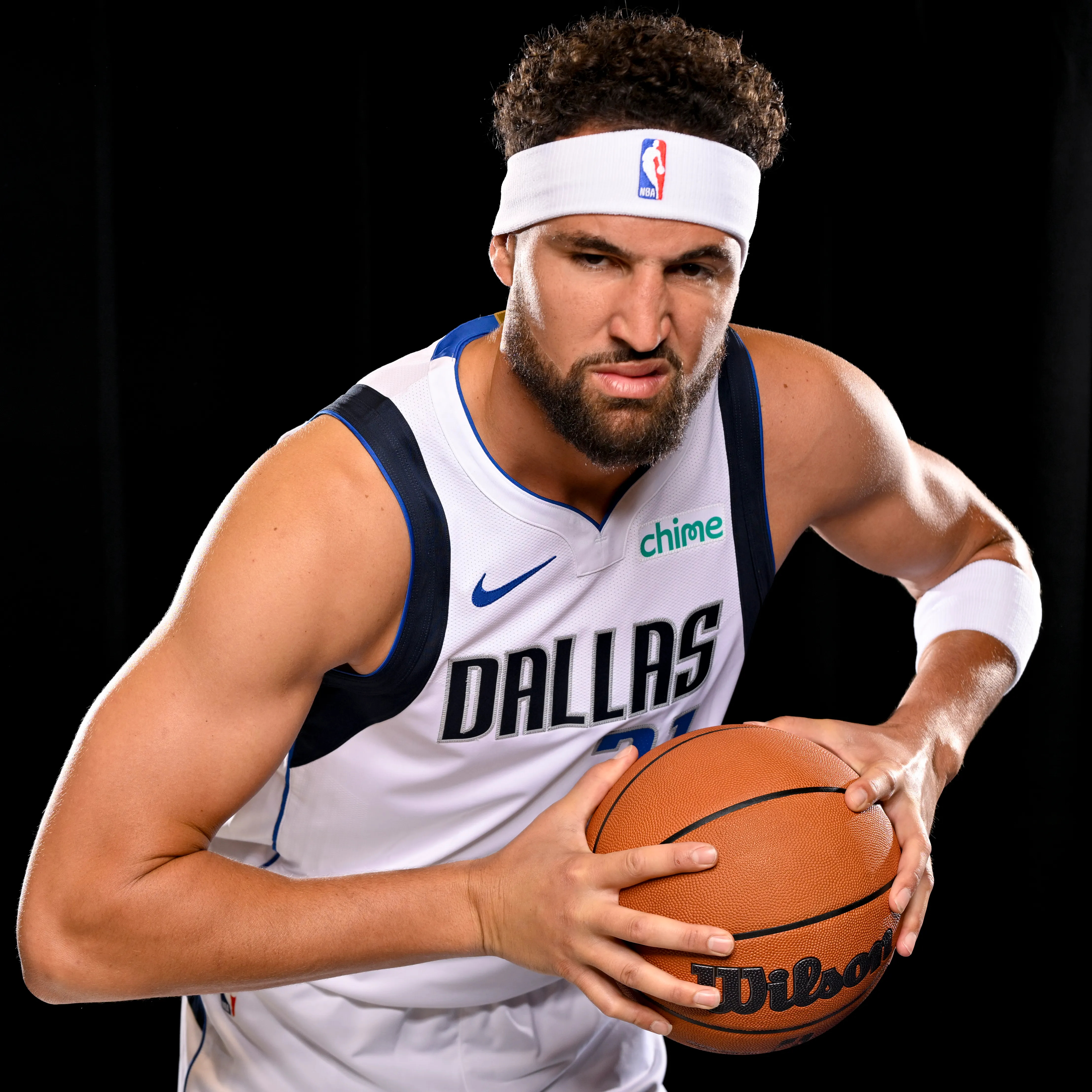 克莱：“我们新赛季完全有理由成为NBA防守效率最高的球队。以我的经验来看，赢球的