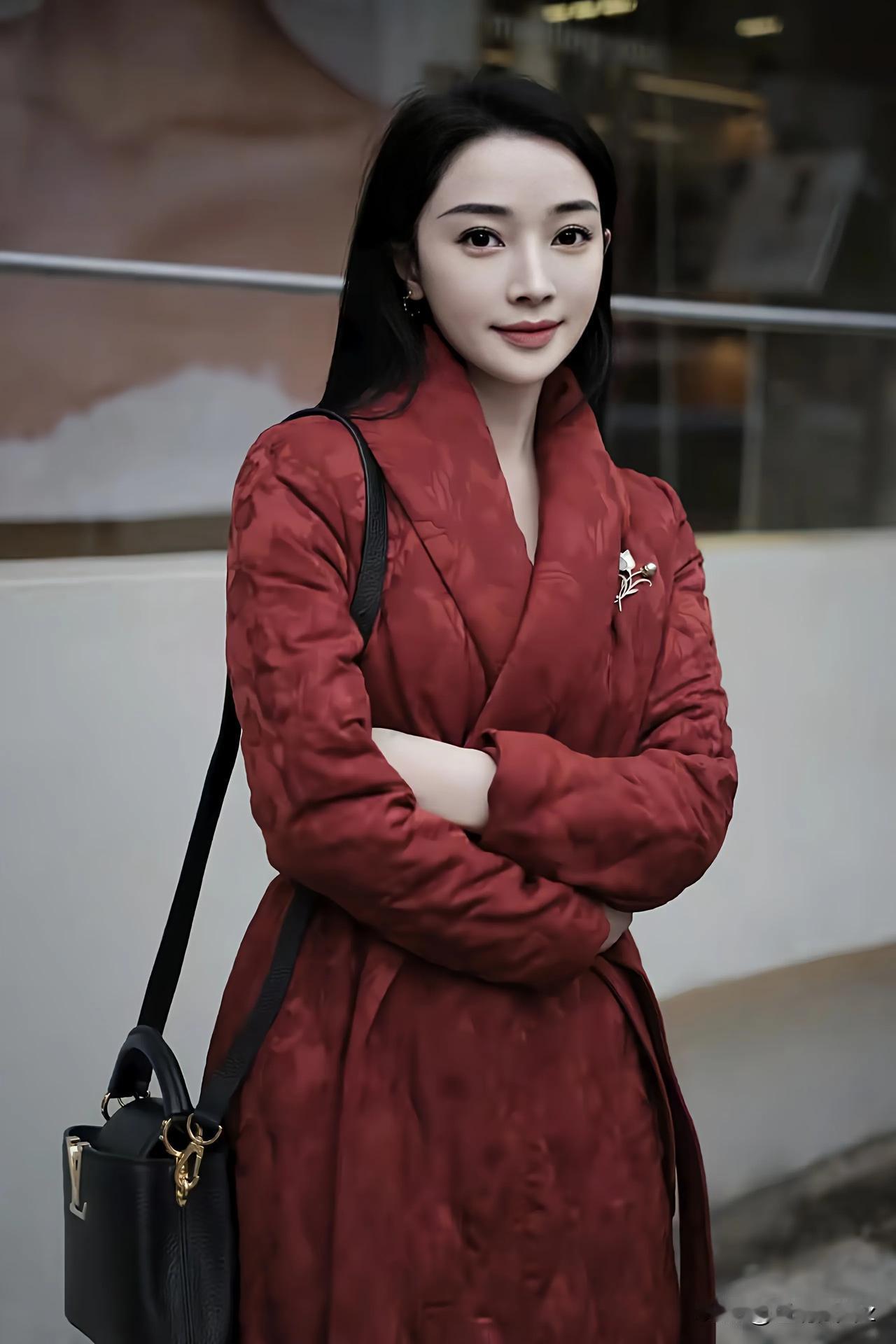 愚蠢的人不可能真正善良，因为愚蠢的人，是非对错不分，奉恶魔如父母，视良知如仇寇。