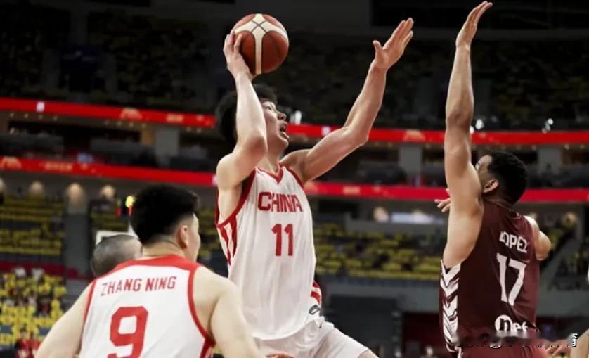 虽大胜对手28分，但这场热身赛毫无意义！

今日中国男篮迎来与委内瑞拉的热身赛，