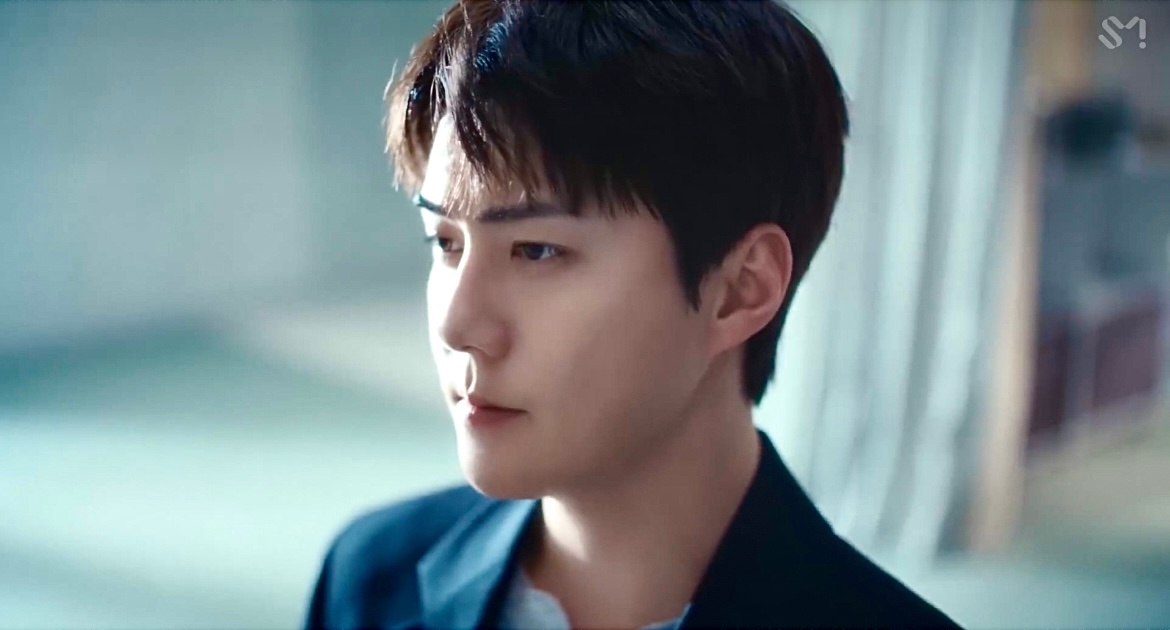 没想到六个人的歌。。。欧巴你还是坐冷板凳了，算了谁又能对着这张脸说不呢