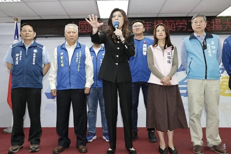 郑丽文谈军购案：季麟连说话冲动一点  1.25兆天文数字空白授权不会接受

为了