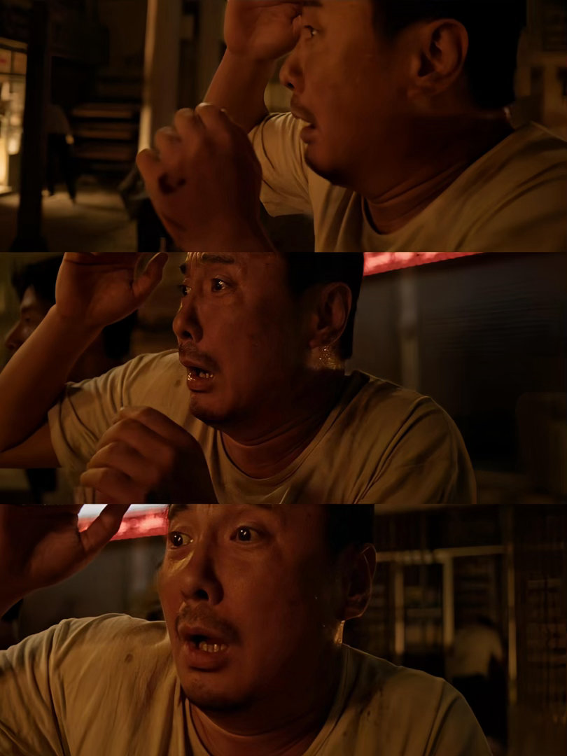 我终于明白徐福为什么哭了 那场婚宴上的团圆饭，年轻徐福和老徐福在光影里融为一体。