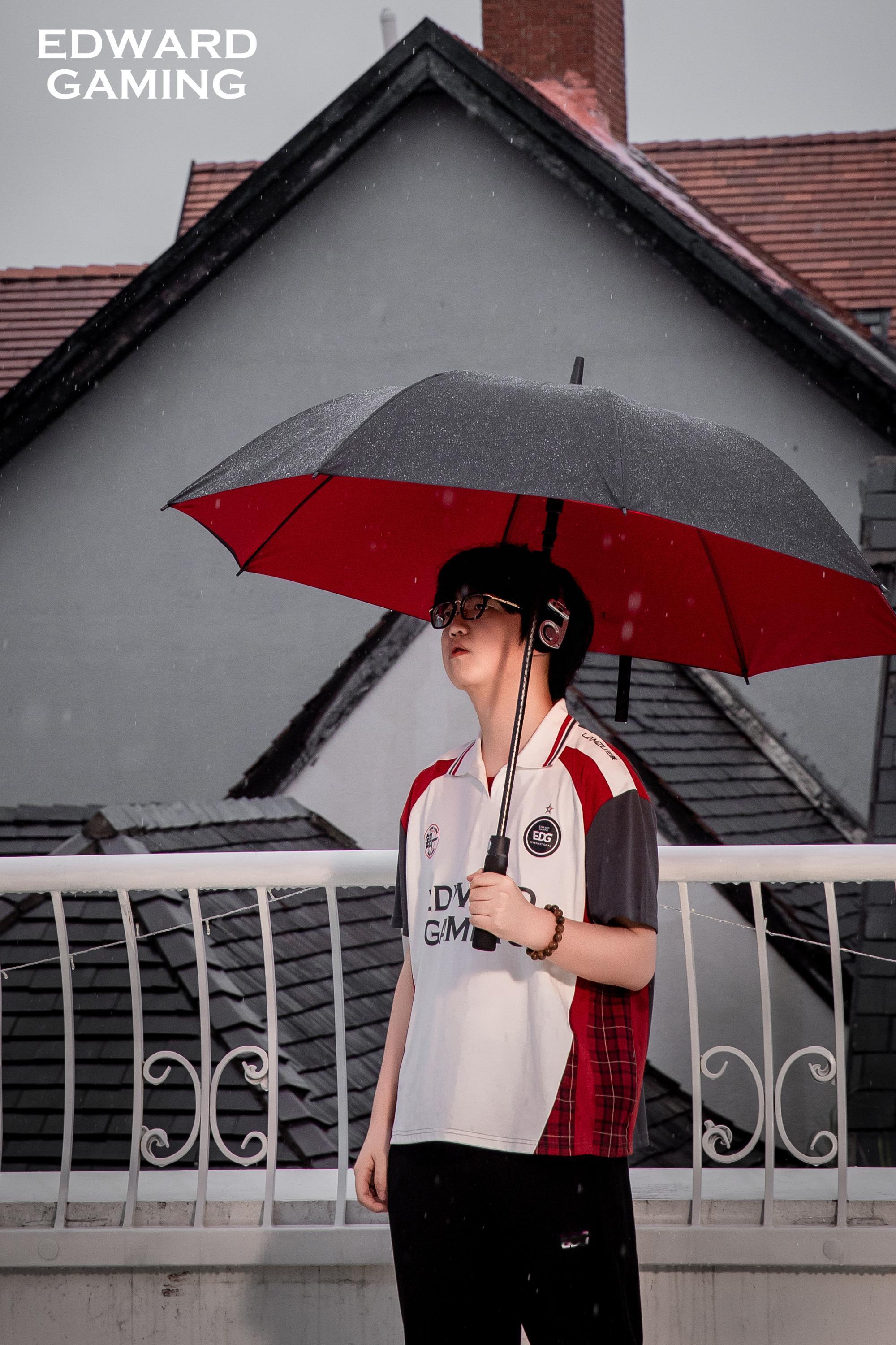 无畏契约丨260604·伦敦大师赛拍摄花絮照从片场到泰晤士河畔，定格瓦电英伦瞬间